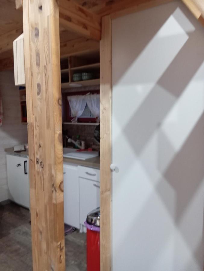 La P'Tite Maison Bois Du Herisson Menetrux-en-Joux Kültér fotó