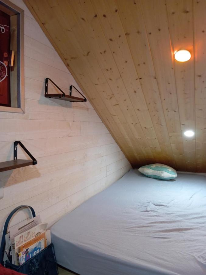 La P'Tite Maison Bois Du Herisson Menetrux-en-Joux Kültér fotó