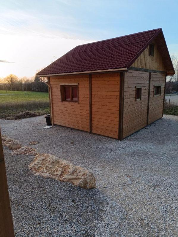 La P'Tite Maison Bois Du Herisson Menetrux-en-Joux Kültér fotó