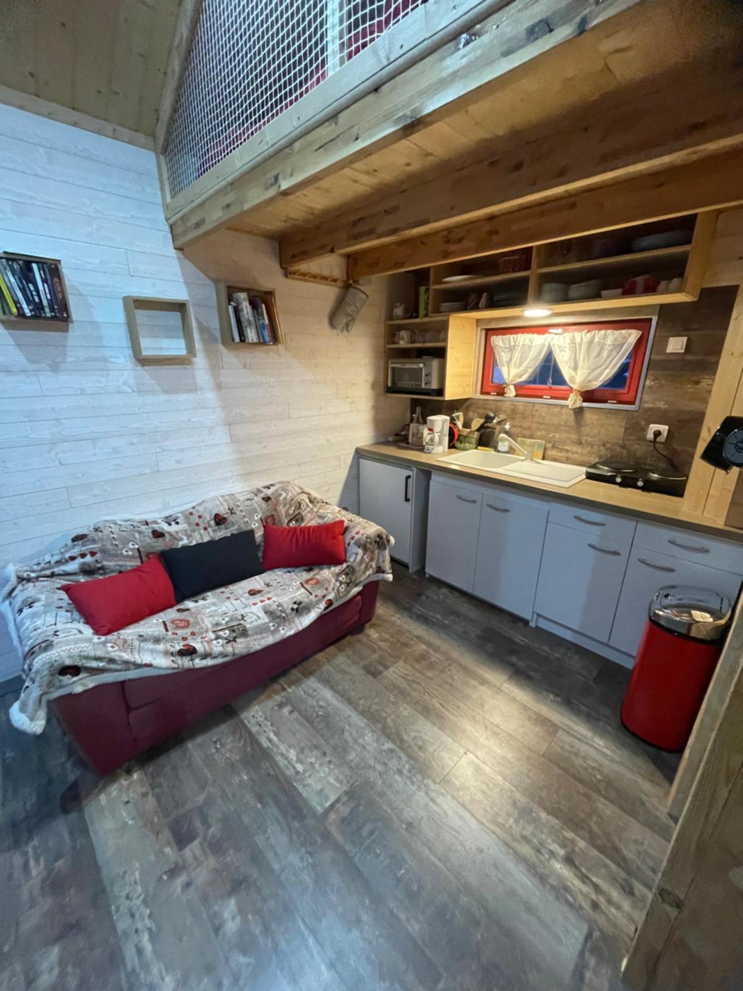 La P'Tite Maison Bois Du Herisson Menetrux-en-Joux Kültér fotó