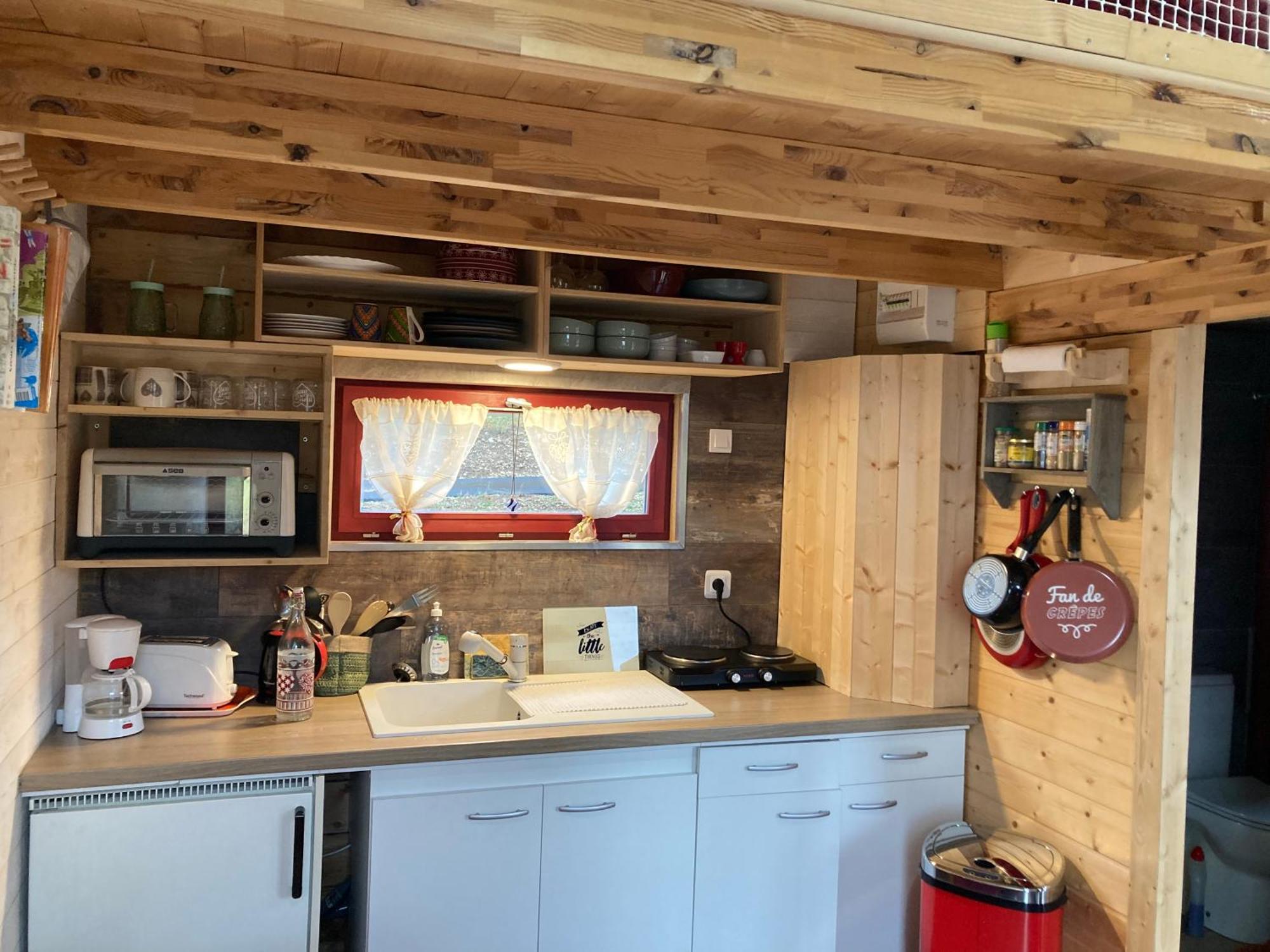 La P'Tite Maison Bois Du Herisson Menetrux-en-Joux Kültér fotó